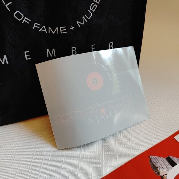 ROCK and ROLL HALL OF FAME Membership Lunch bag + Bumper Sticker + Exhibit Guide - Picture 3 of 3